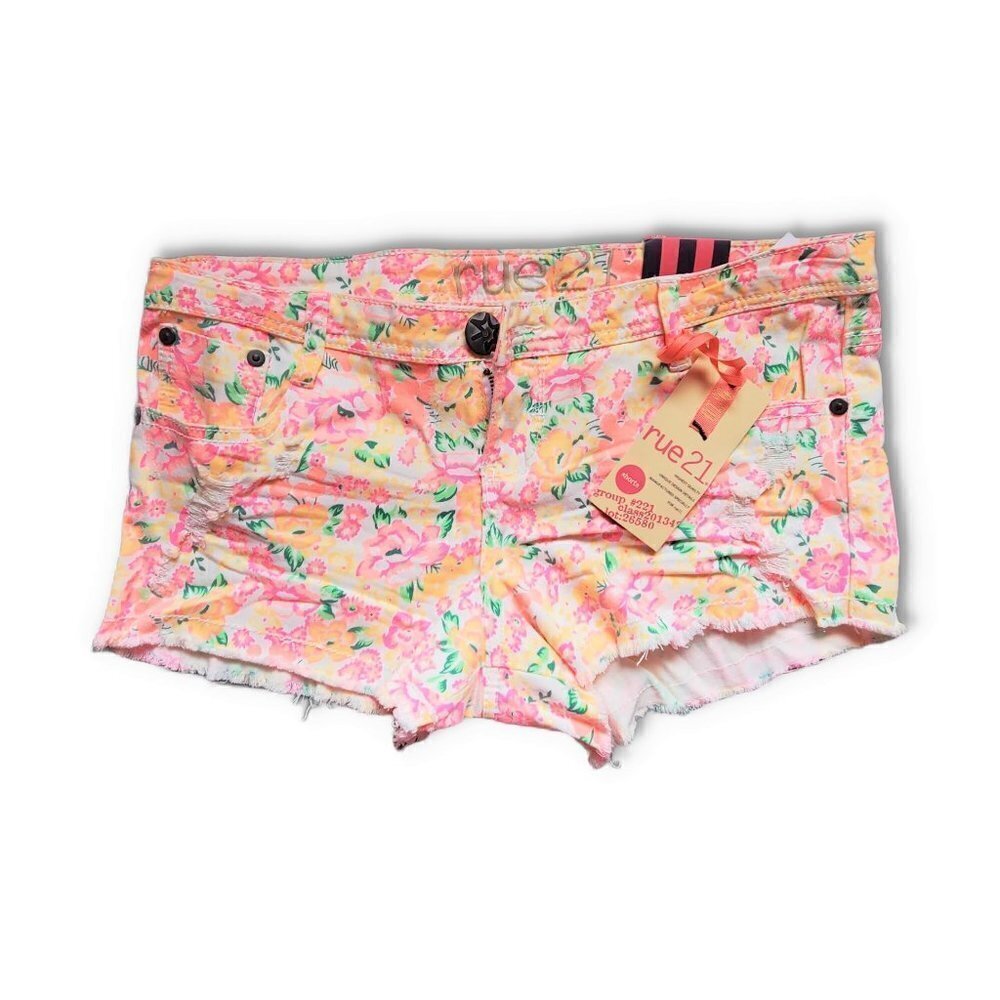 🚨011 Rue 21 New Floral Frayed Hem Shorts